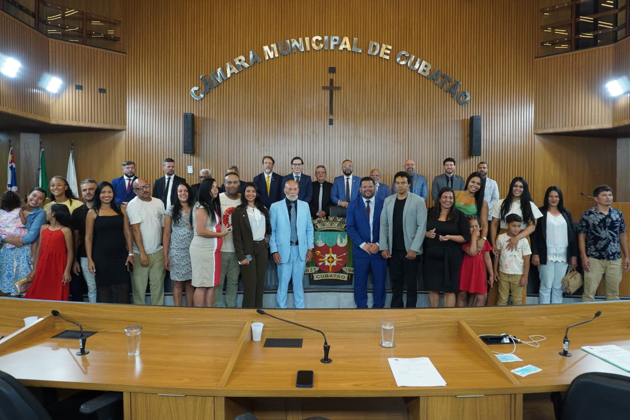 Batoré apresenta moção de aplausos ao munícipe Josevaldo Gomes de Souza, o Berimbau