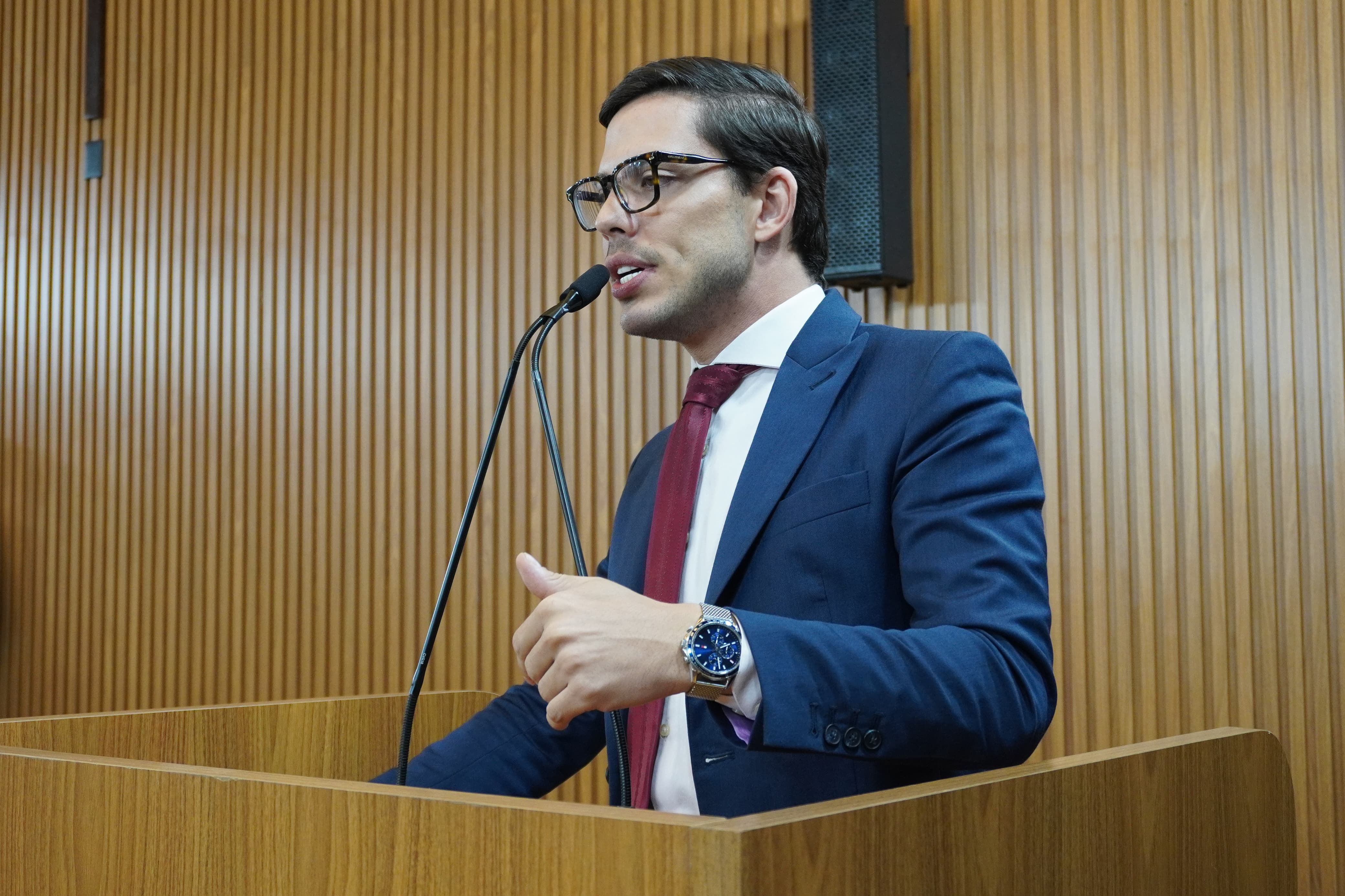 Câmara aprova projeto de Guilherme Amaral que remove alarmes sonoros das escolas de Cubatão