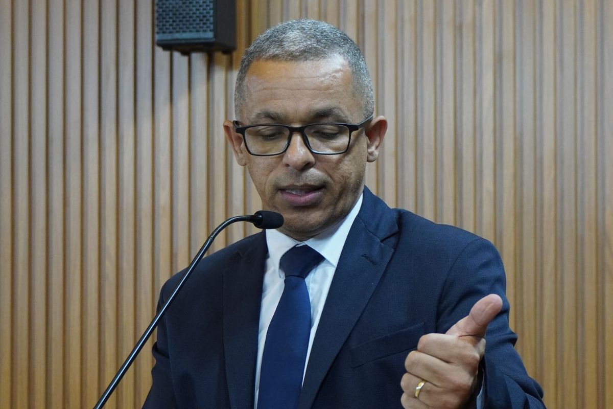 Câmara aprova projeto que garante transparência sobre estoque de medicamentos  