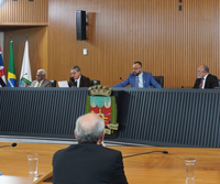 Câmara aprova projetos do Executivo que instituem gratificações a pajens e diárias especiais a GCMCs