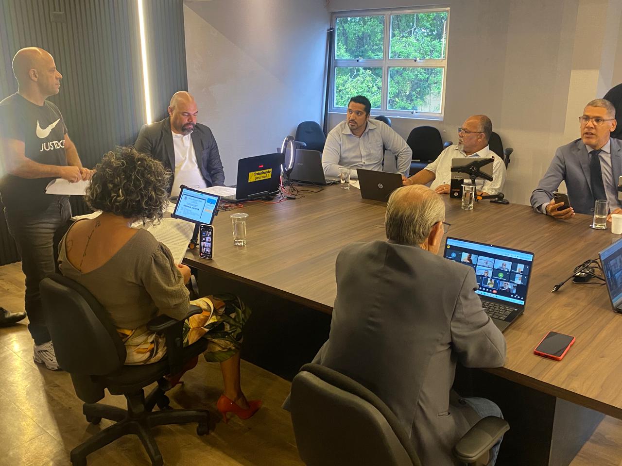 Câmara aprova projetos voltados à defesa das mulheres de Cubatão