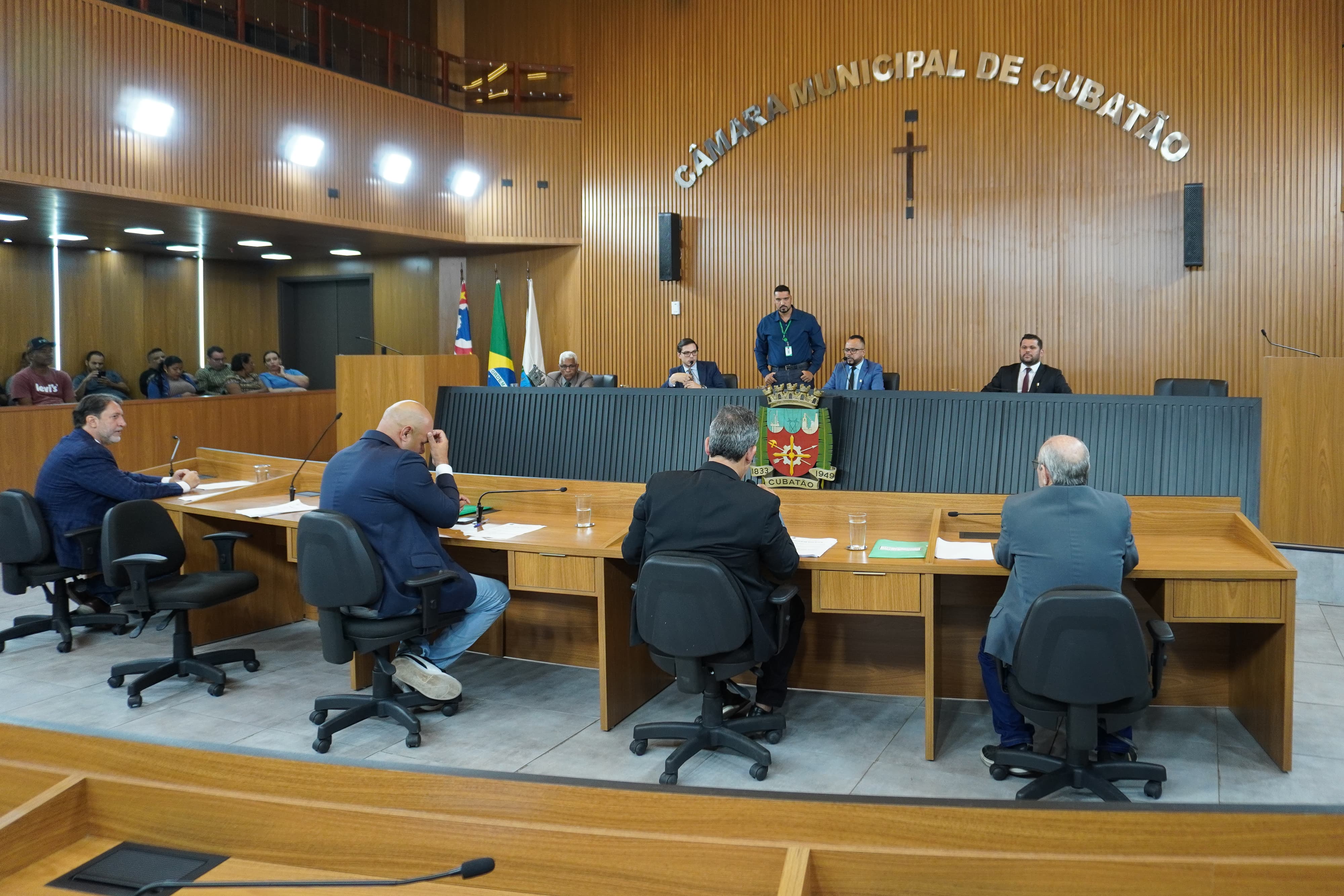 Câmara aprova reestruturação administrativa com mudanças na Guarda Civil e criação de novos cargos 