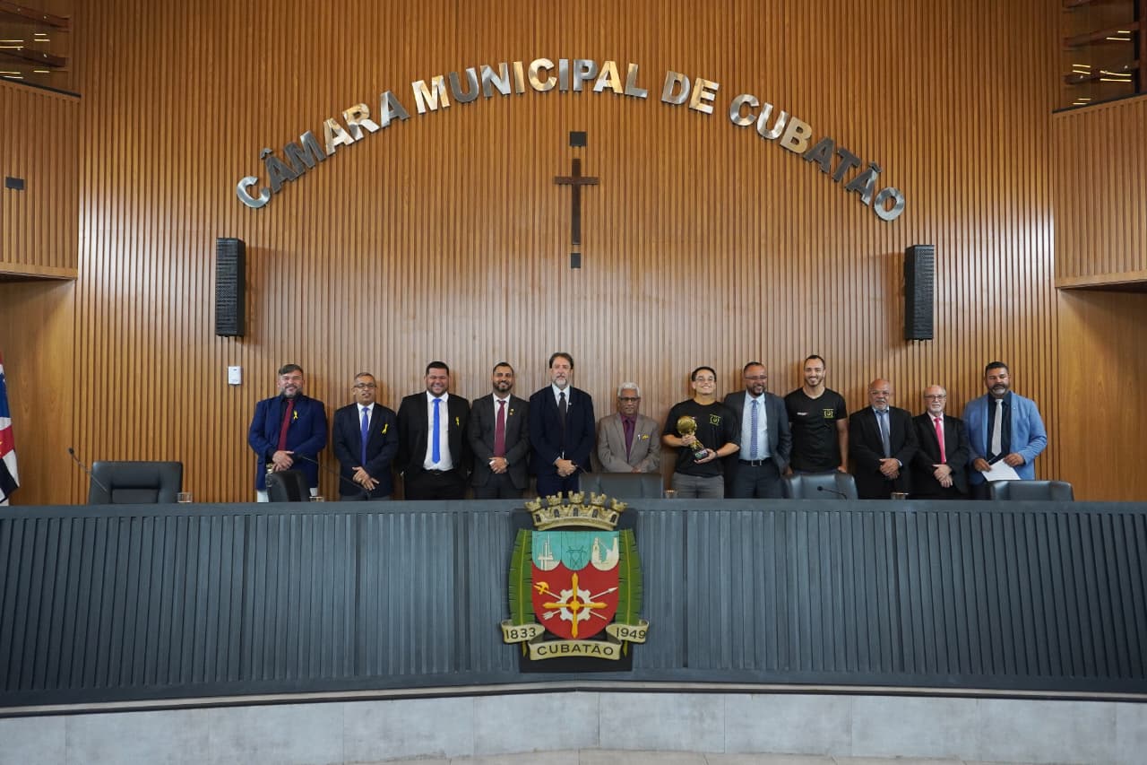 Câmara concede moção de aplausos ao atleta cubatense Enzo Lugli 