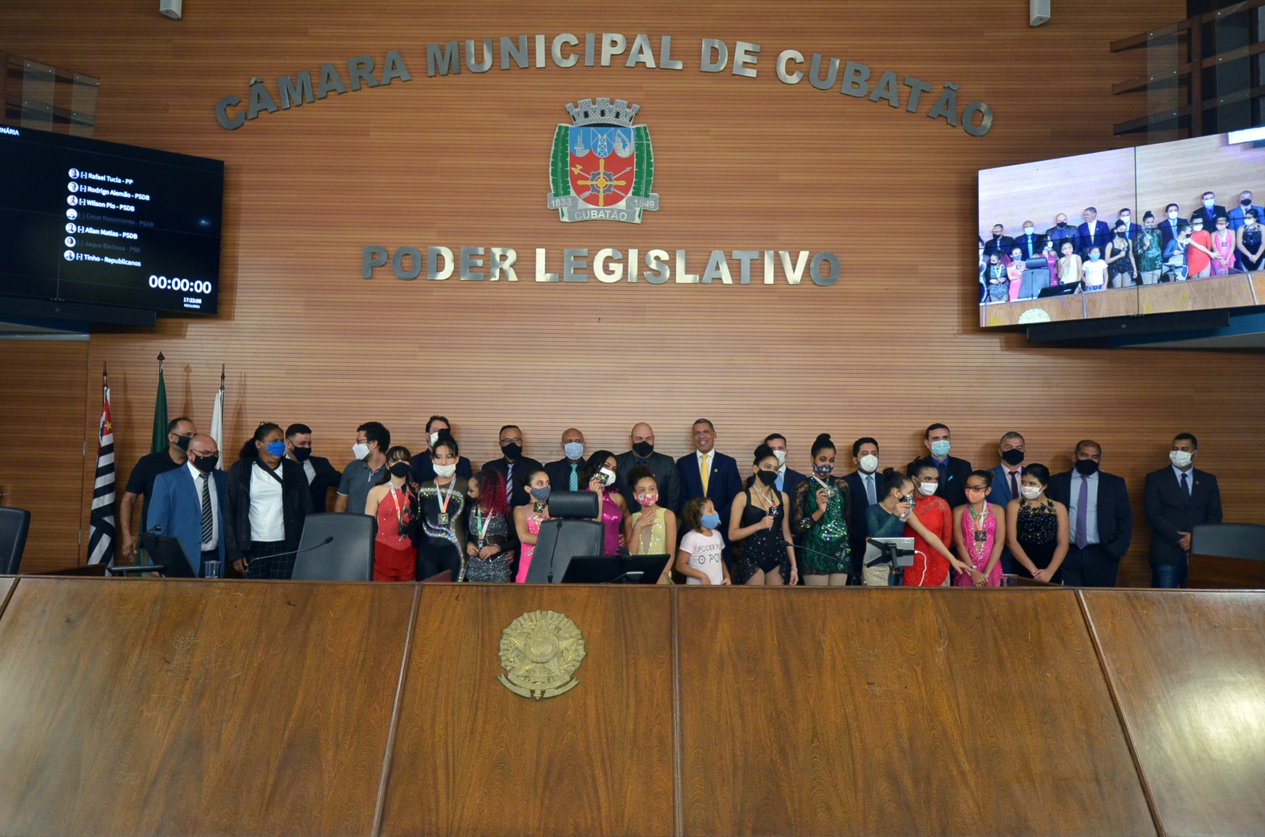 Câmara homenageia patinação artística de escola do Bolsão 9