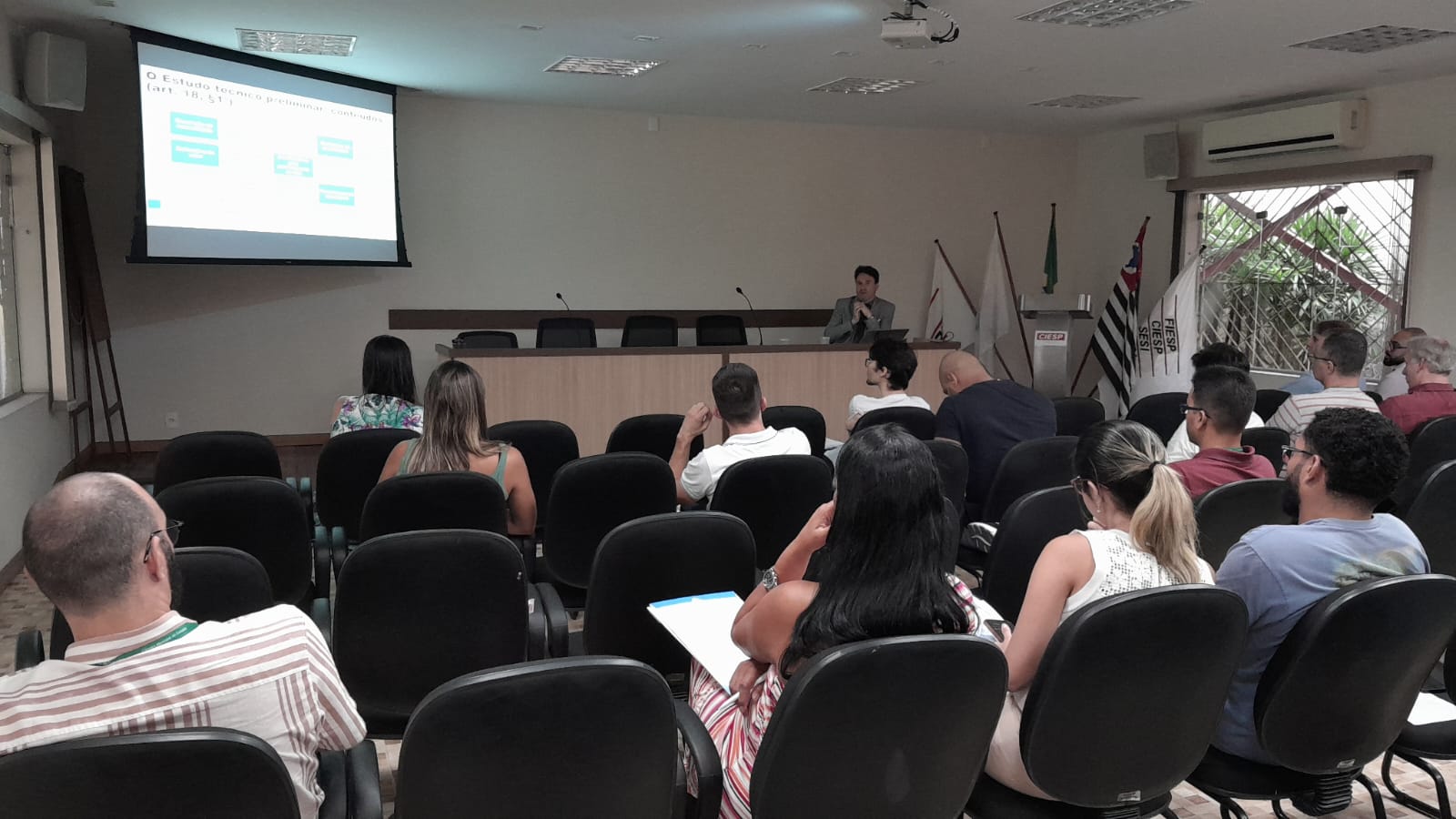 Câmara promove curso sobre a nova lei de licitações para servidores do Legislativo