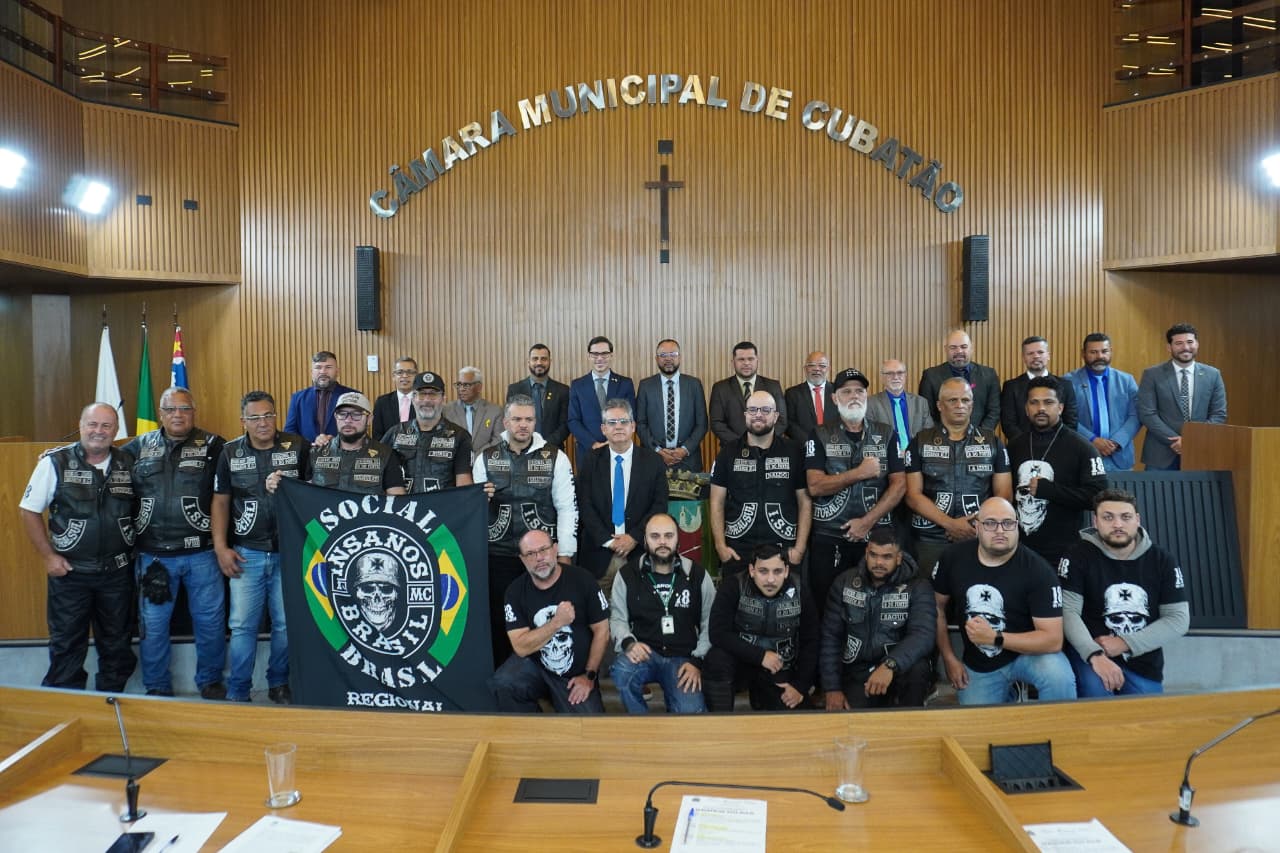 Carioca apresenta moção de aplausos ao motoclube Insanos pelas ações sociais do grupo