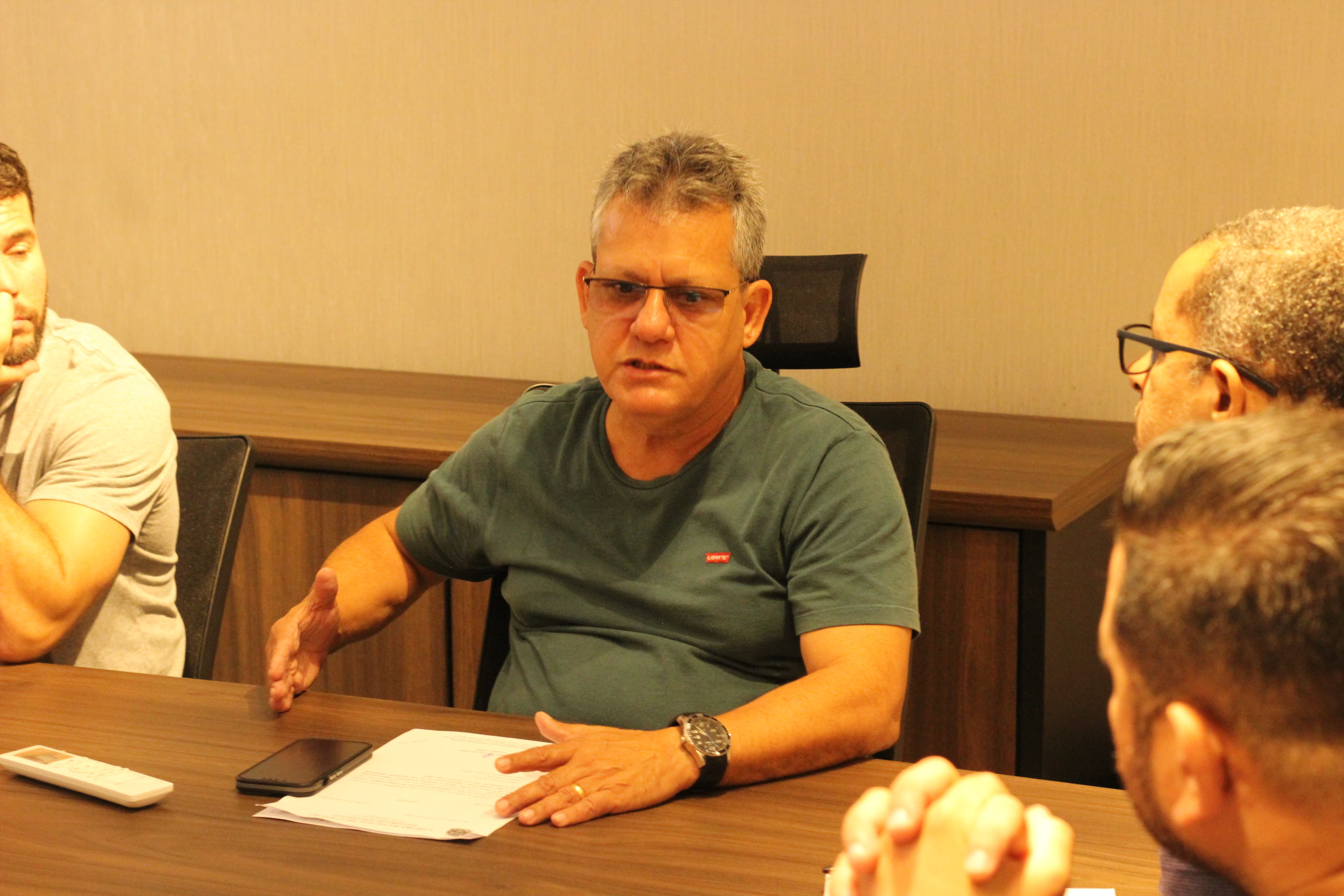 Carioca propõe CEV para discutir reinstalação de medidor da qualidade do ar na Av. Nove de Abril 