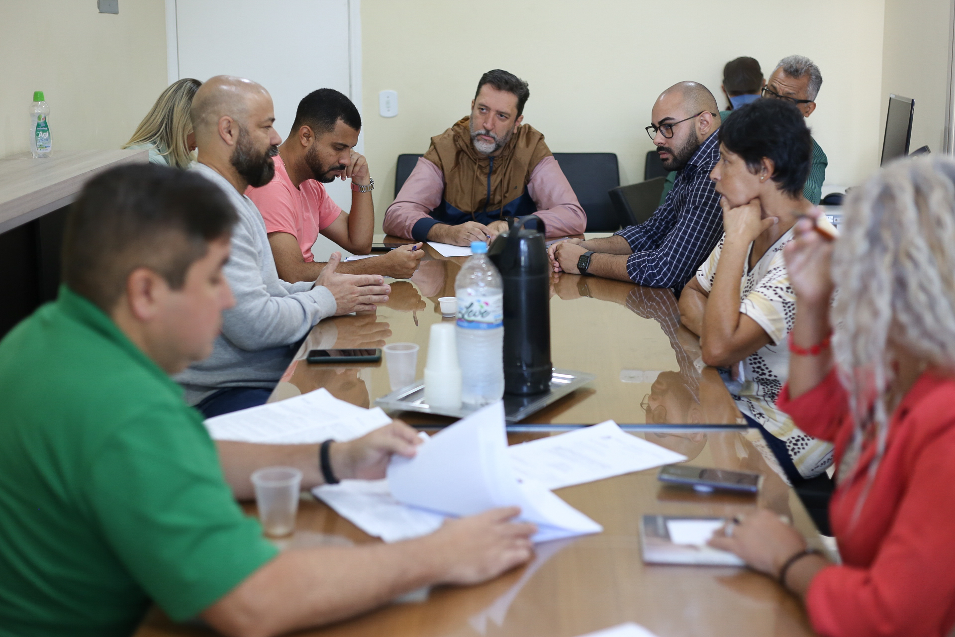 CEV discute alternativas para implantar política de bem-estar animal em Cubatão