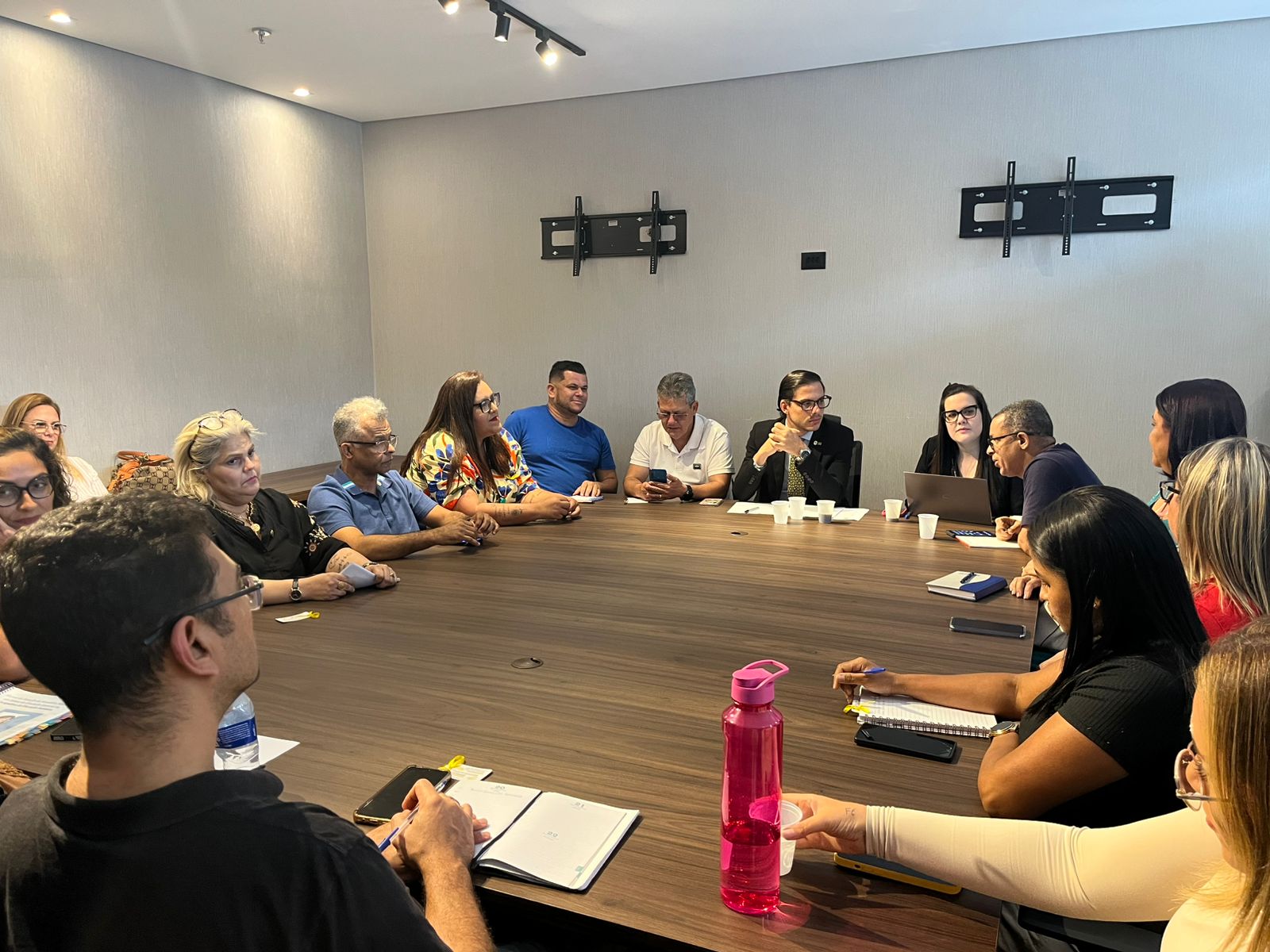 CEV que trata da criação de comissão multissetorial para educação inclusiva discute composição do grupo