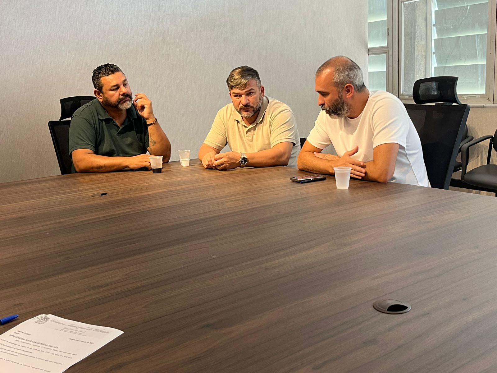 CEV que trata da urbanização da Av Ferroviária discute projeto com o secretário de Obras 