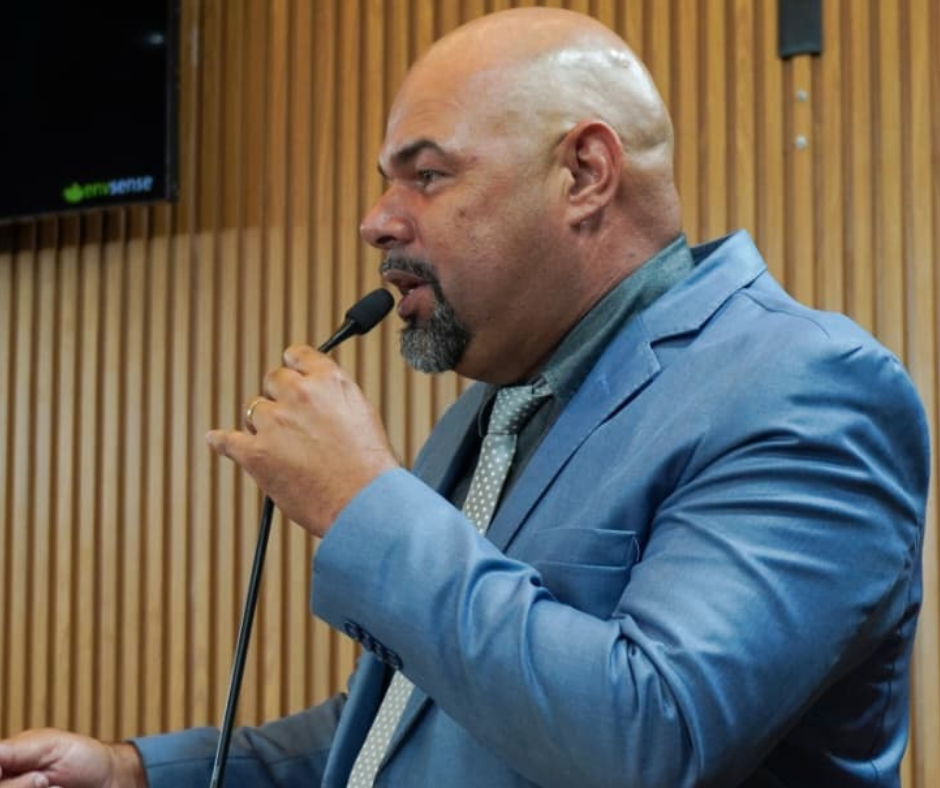 Cléber do Cavaco quer entrega de medicamentos em casa para munícipes com dificuldades de locomoção