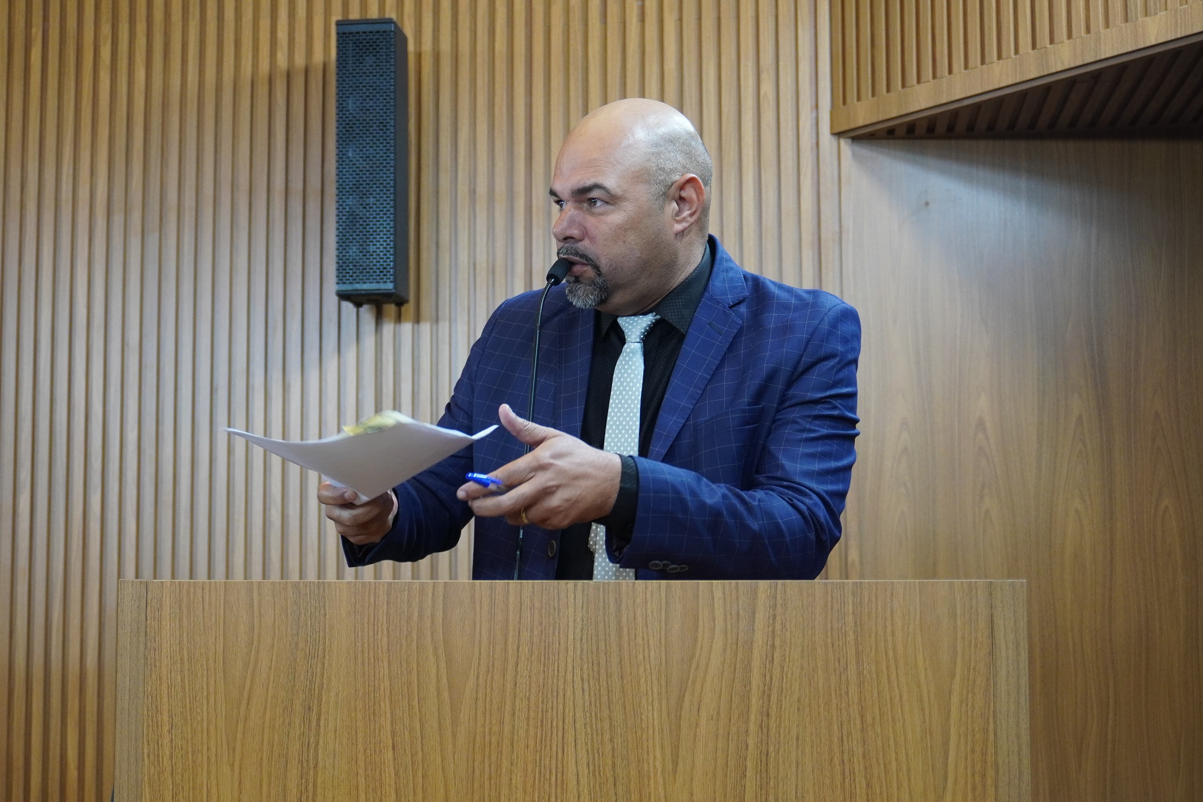 Cléber do Cavaco solicita instalação de ciclovia na região da Fabril e da Água Fria