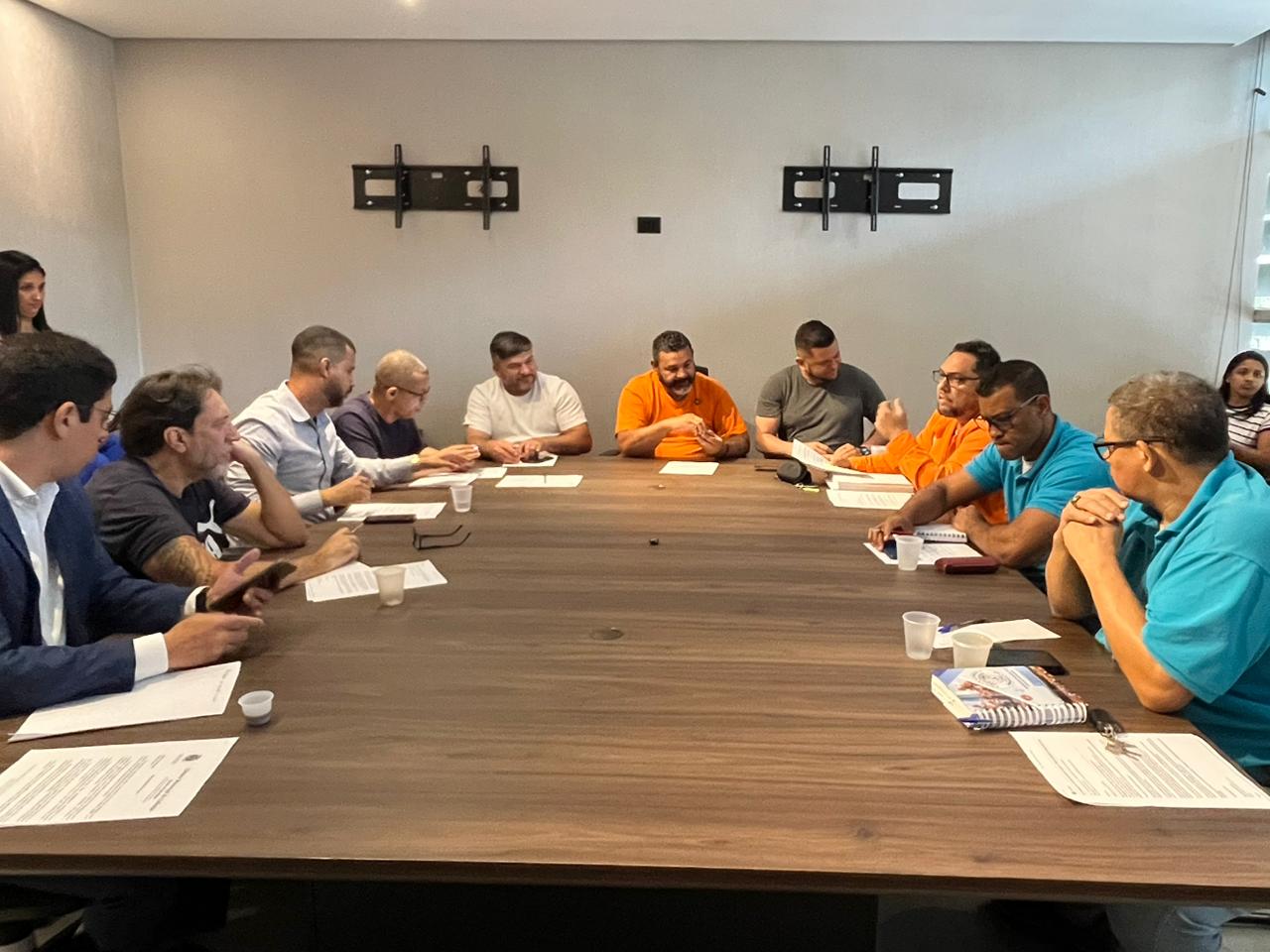 Com ausência da RPBC, Comissão de Inquérito define próximos passos em parceria com Sintracomos e Sindipetro