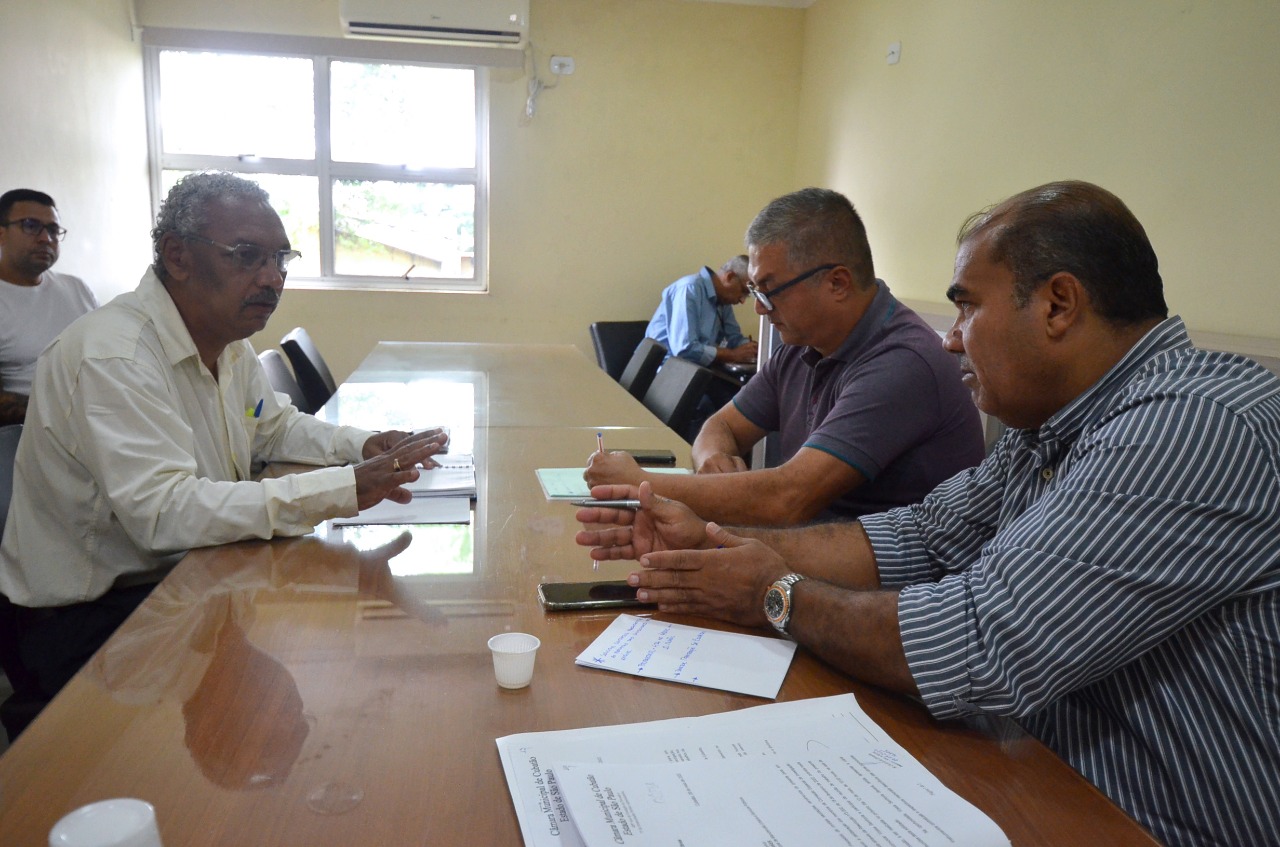 Comissão de Inquérito escuta Secretário de Manutenção e Serviços Públicos