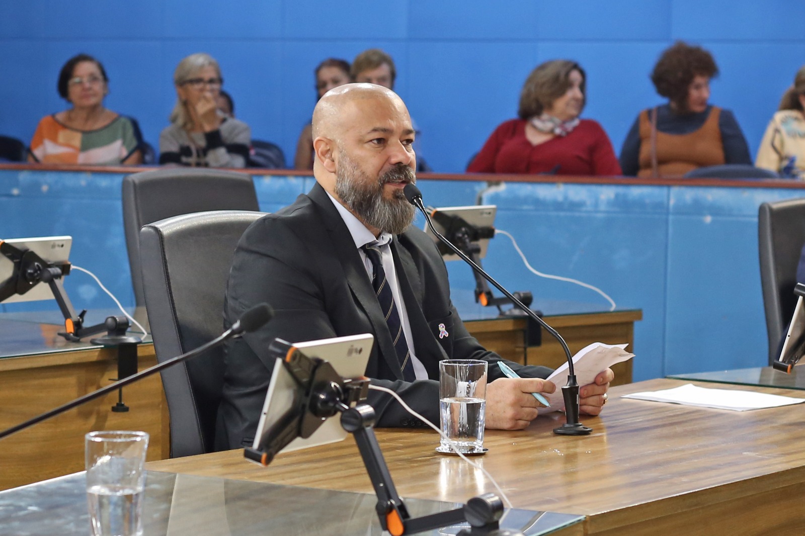 Comissão de Vereadores irá discutir situação de cavalos abandonados da cidade