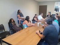 Comissão discute situação da Casa da Esperança e falta de profissionais de apoio nas UMEs