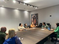 Conduzida por Guilherme Amaral, comissão discute a implantação do Centro MultiTEA em Cubatão