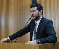 Edson Mota quer melhorias para a Vila dos Pescadores e combate à infestação de pombos em escola