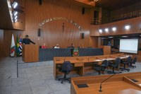 Em audiência pública, vereadores questionam secretário sobre o Refis e a arrecadação do município 