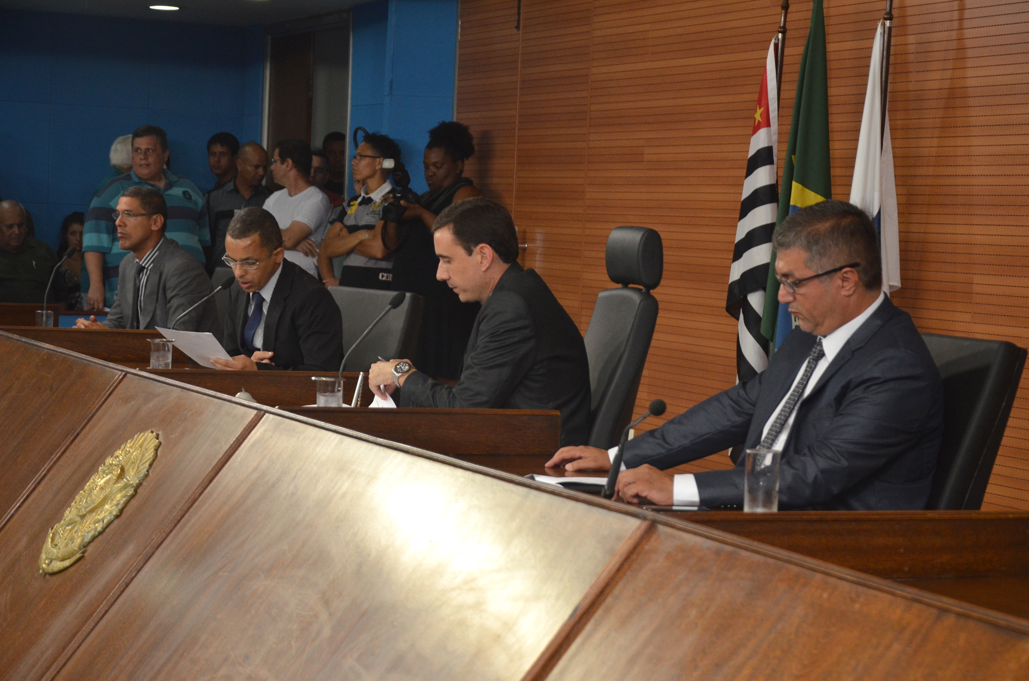 ​Mesa Diretora: Ricardo Queixão (vice); Marcinho (primeiro-secretário); Rodrigo Alemão (presidente) e Sérgio Calçados (segundo secretário)
