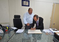 Antonio de Pádua assume cargo de vereador no lugar de Sérgio Peralta