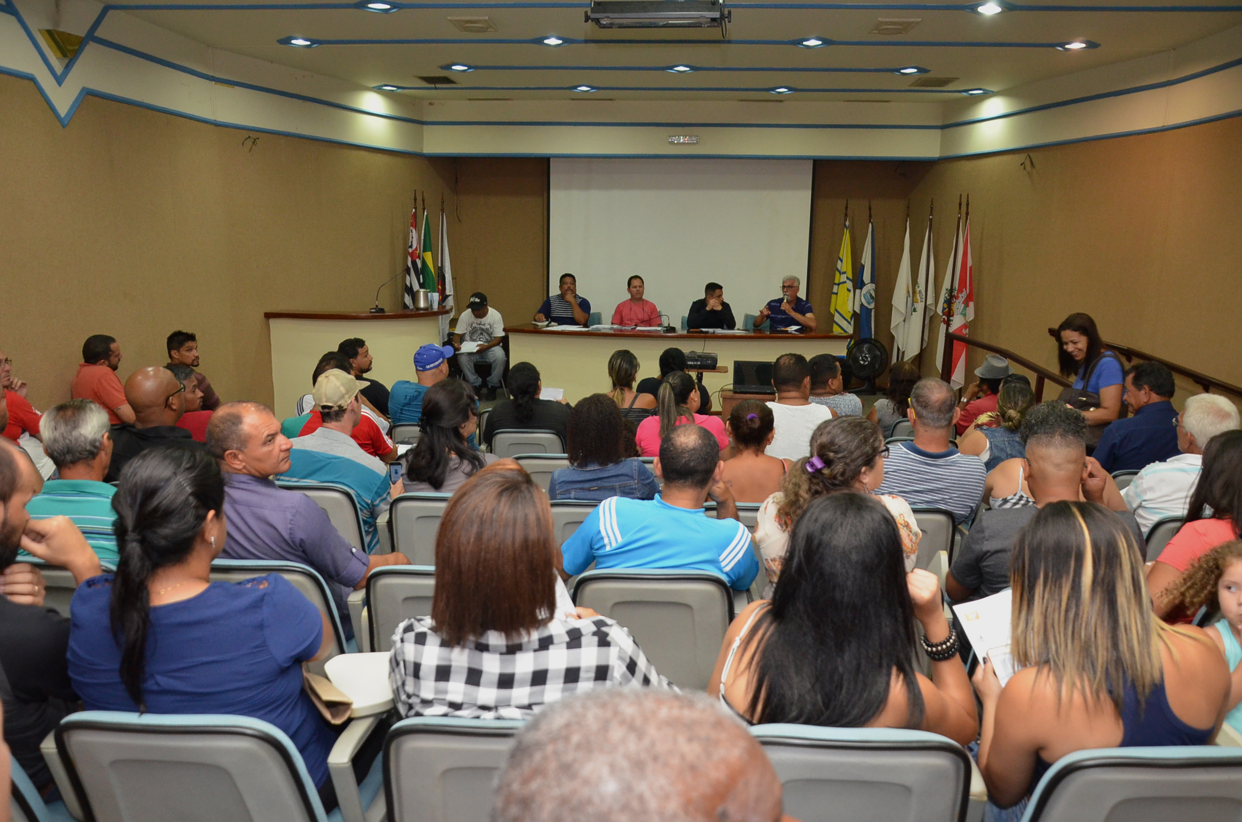 Audiência Pública discute problemas de conjuntos habitacionais da cidade