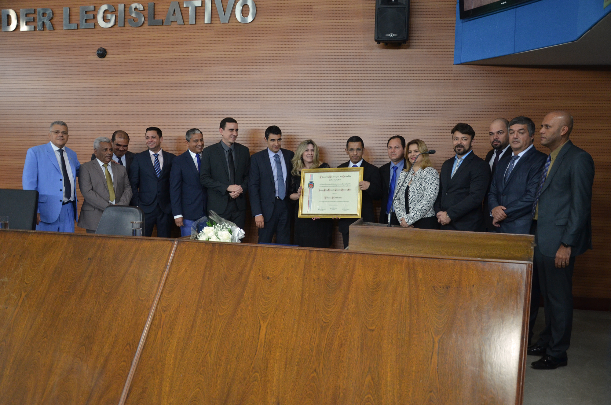 Câmara concede título de Cidadã Cubatense para a juíza Carmem Silvia