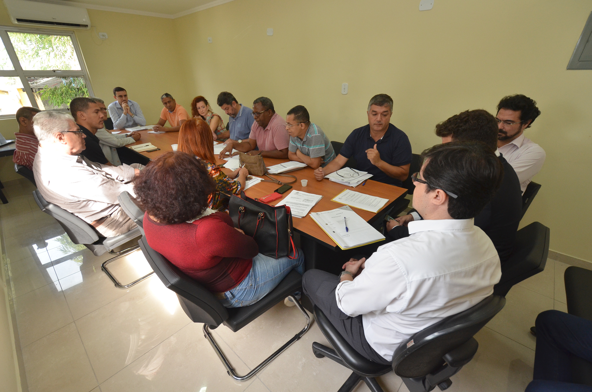 Câmara promove reunião com servidores para discutir itens da reforma administrativa
