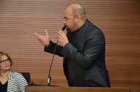 Cléber do Cavaco apresenta projeto que proíbe estabelecimentos fornecerem canudos de plástico 