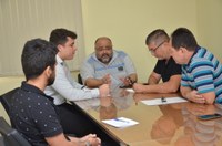 Comissão de Inquérito investigará supostas irregularidades em contratos da merenda