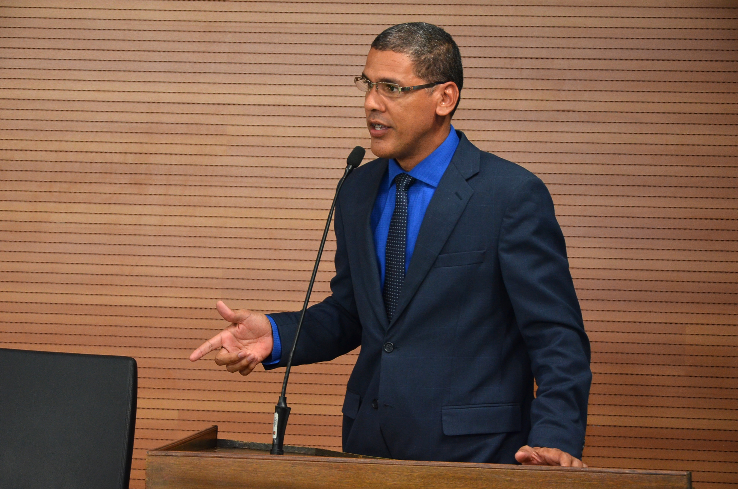 Comissão investigará danos ambientais causados pelas cavas subaquáticas