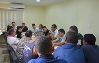 Comissão reúne lojistas, ambulantes e Prefeitura para discutir crise no comércio