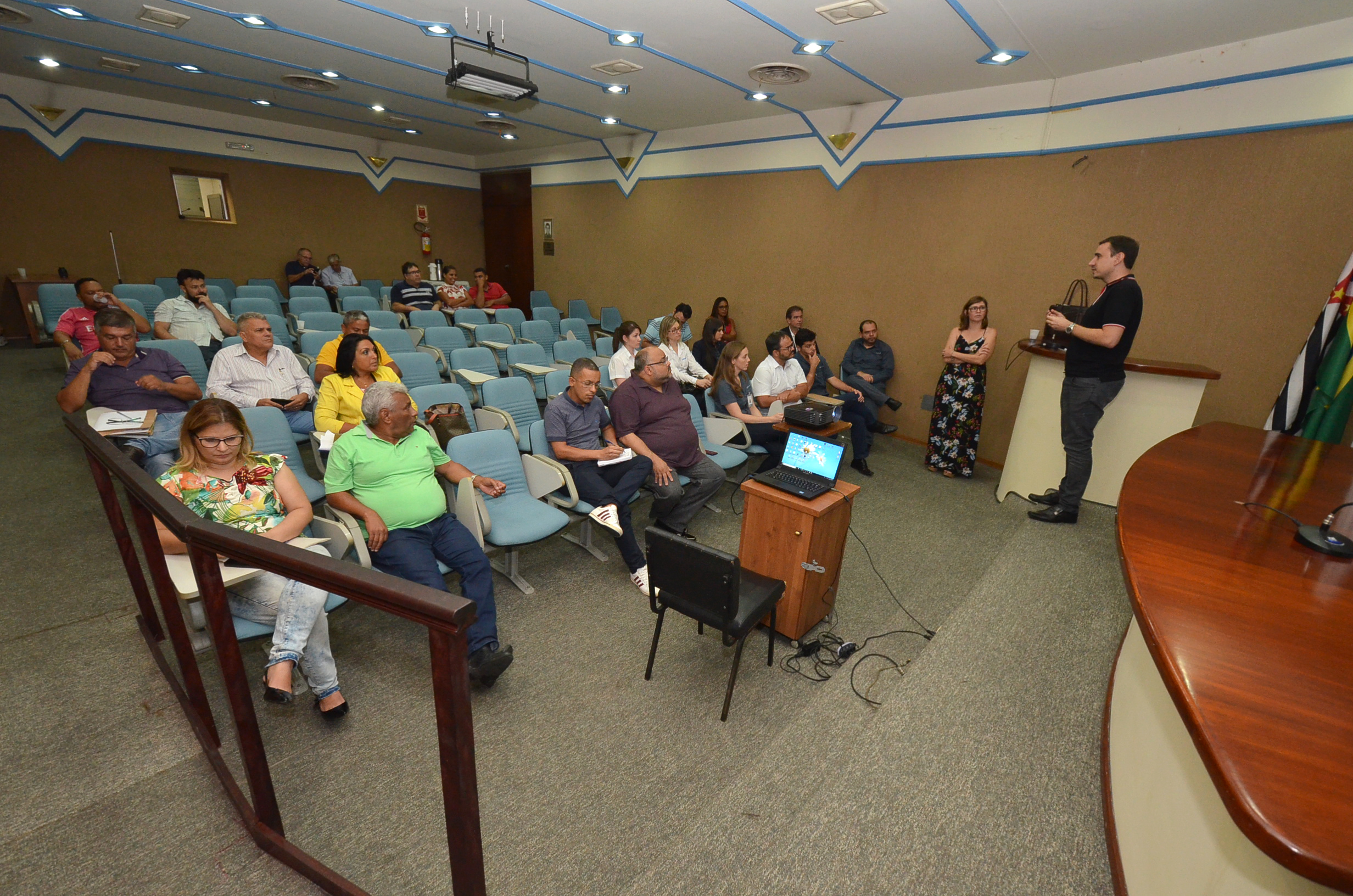 Gestores do Hospital Municipal respondem a questionamentos dos vereadores