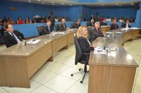 Vereadores aprovam Comissão que investigará desvios na merenda escolar