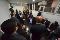 Parlamentares se comprometem a ajudar gestores escolares terem reajuste salarial 