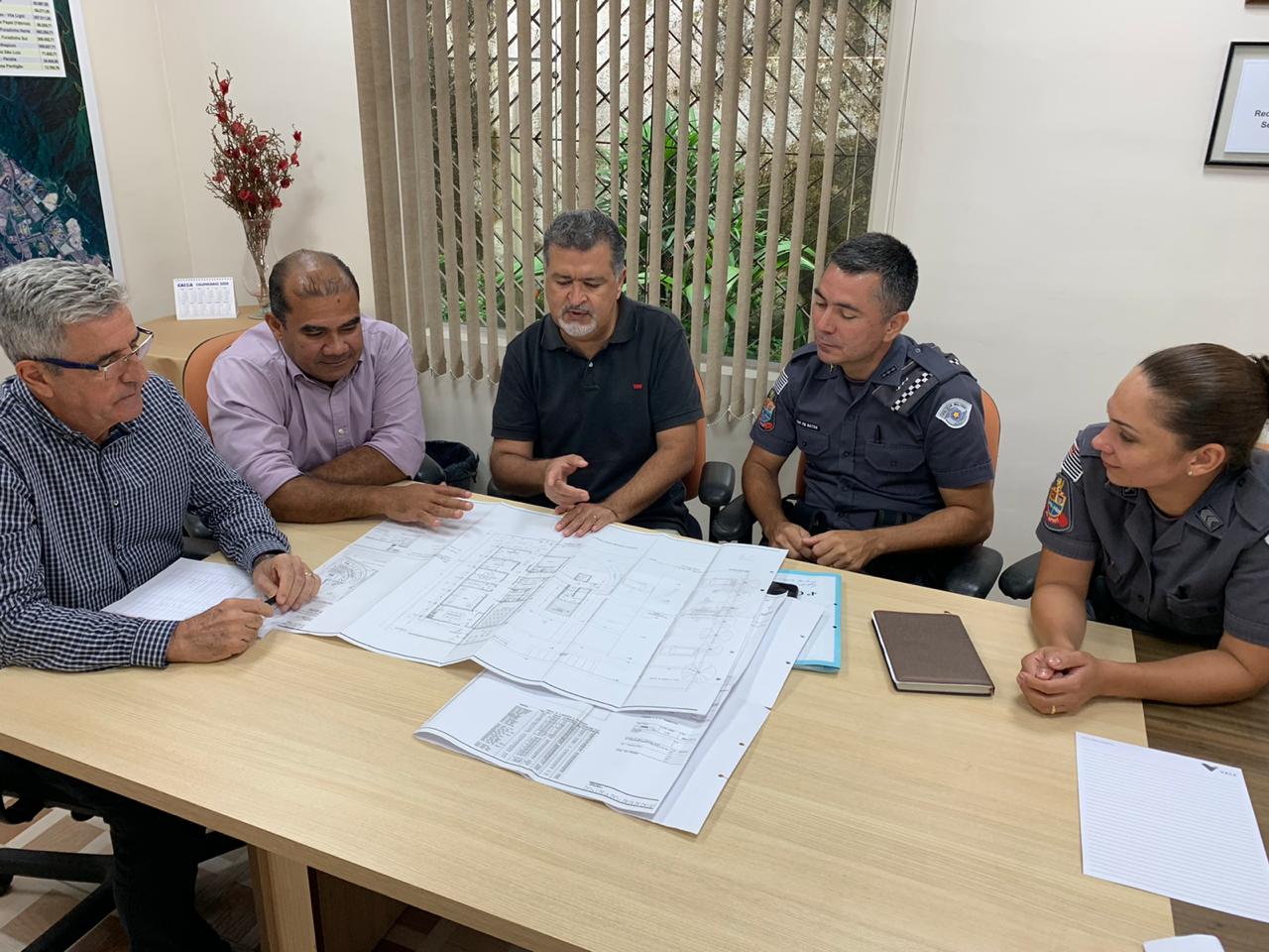 Presidente da Câmara discute nova companhia da PM no Ciesp