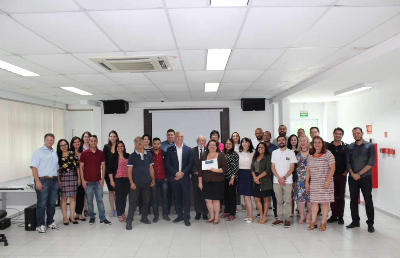 Representantes da ELD participam de encontro estadual das Escolas do Legislativo