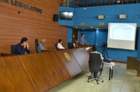 Secretária de Saúde responde a questionamentos durante Audiência Pública