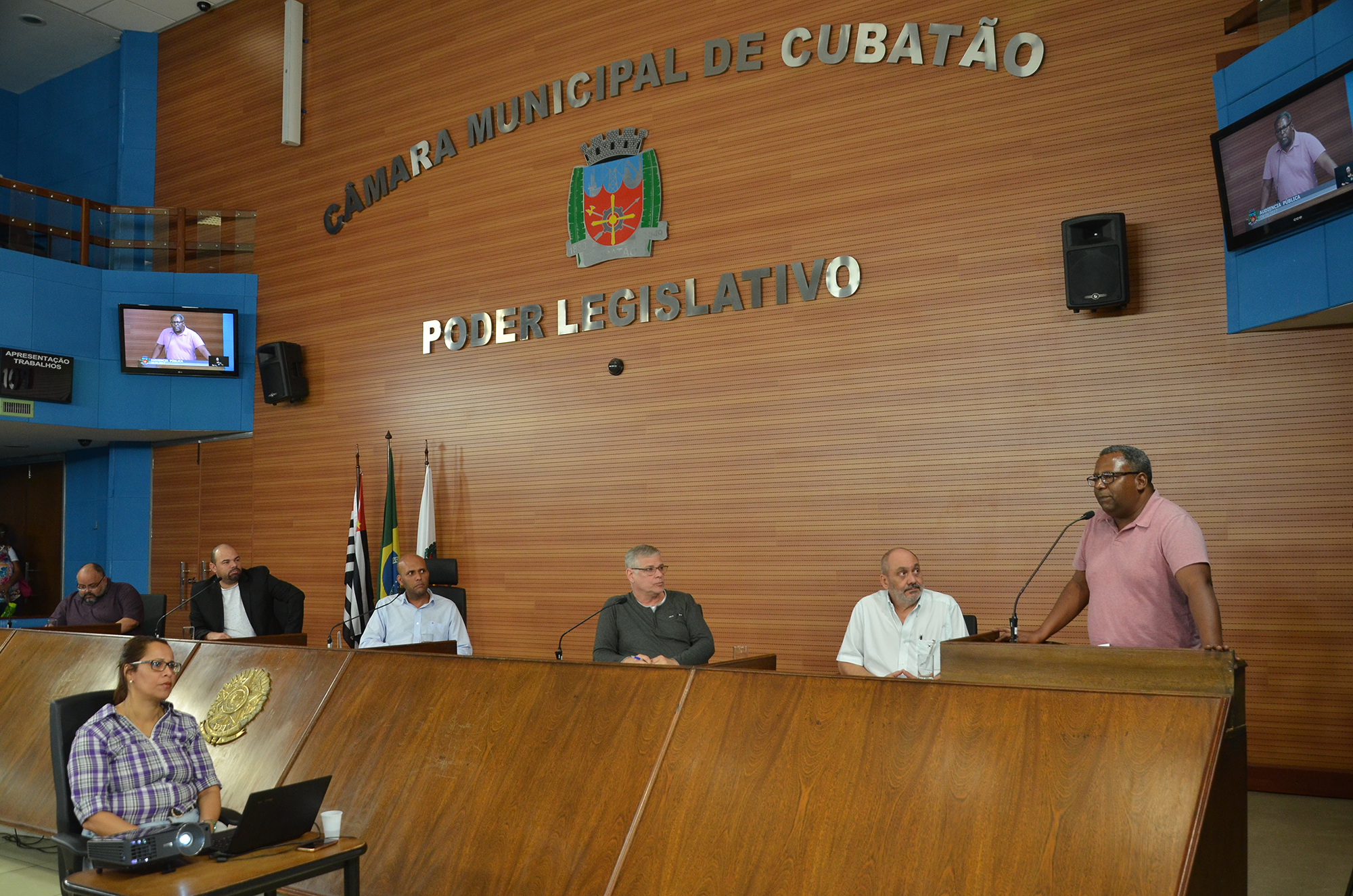 Secretário de Finanças afirma que cidade sairá em breve da lista de inadimplentes