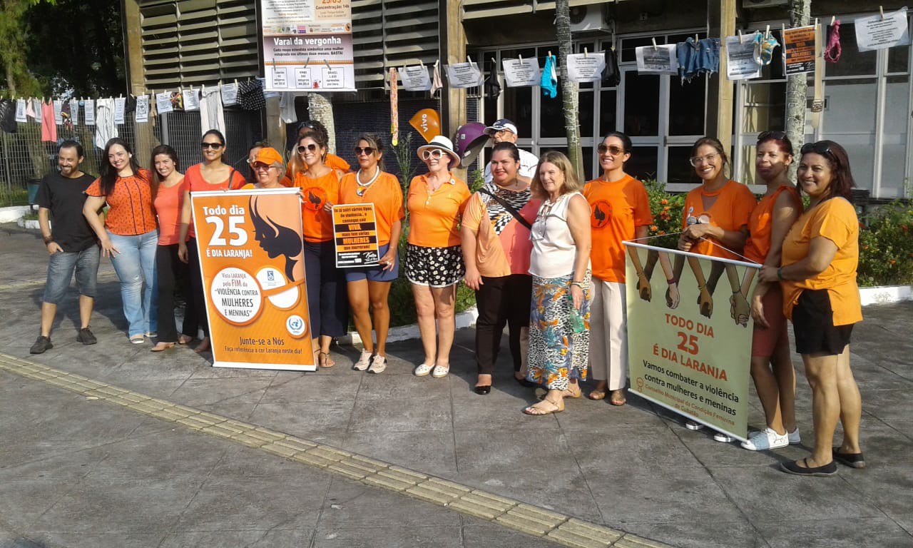 Varal da Vergonha denuncia escalada da violência contra a mulher