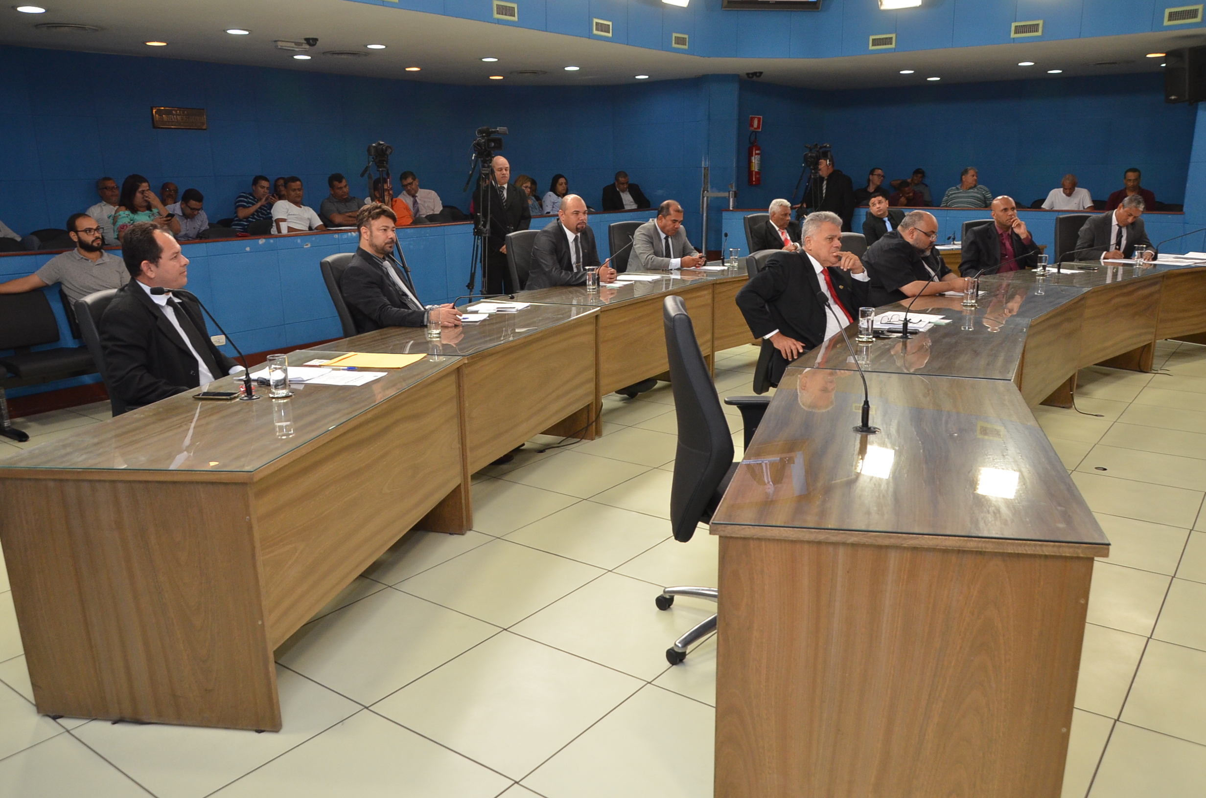 Vereadores pedem construção de moradias para vítimas das inundações