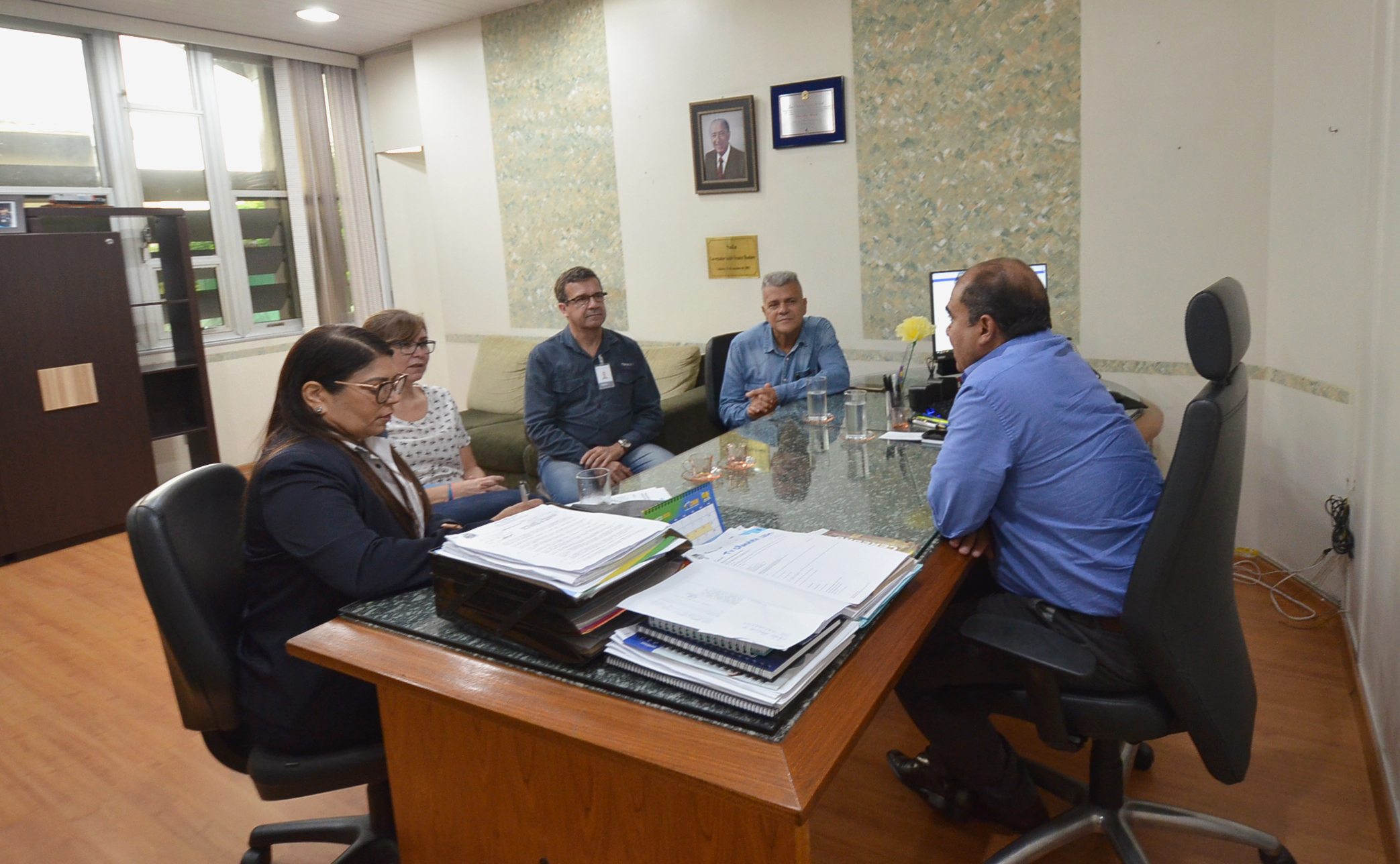 Vereadores se reúnem com gestores da Saúde para discutir sobre o coronavírus