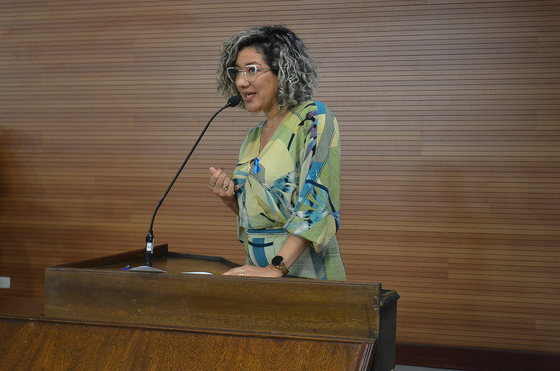 Jaque Barbosa defende armazenamento e oferecimento de leite materno em creches municipais