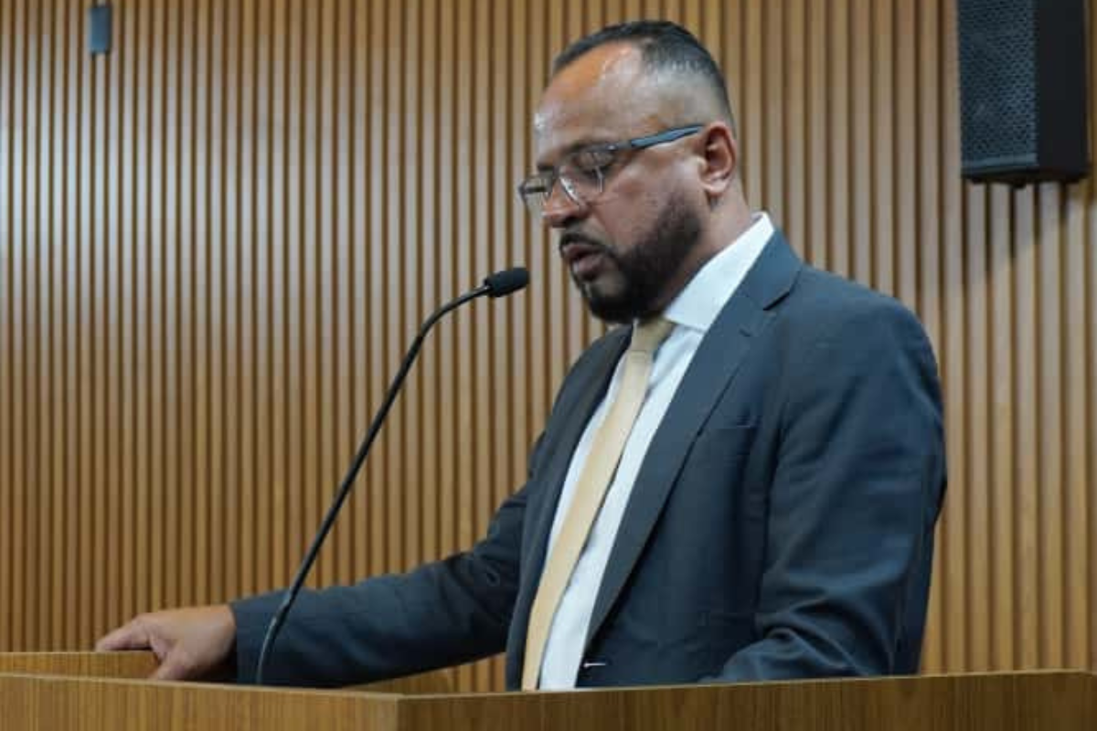 Minicampo Jhonatan dos Santos: Topete propõe homenagem a criança que morreu em acidente no Costa Muniz