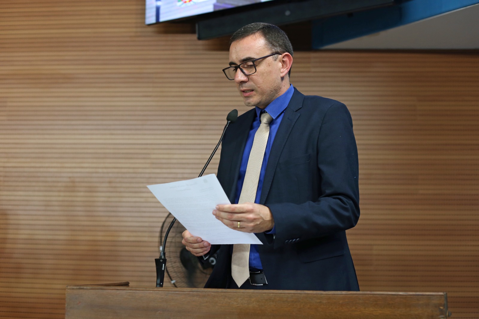 Parlamentar cobra destinação de recursos do “Programa Avanço Escola” para UME's  de Cubatão  