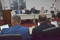 Parlamentares aprovam abono salarial para servidores públicos municipais