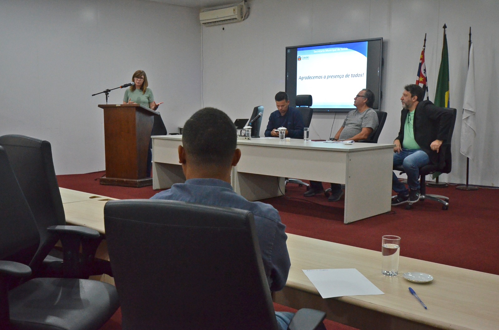 Em Audiência Pública, parlamentares cobram falta de medicamentos e data de entrega do CAPS