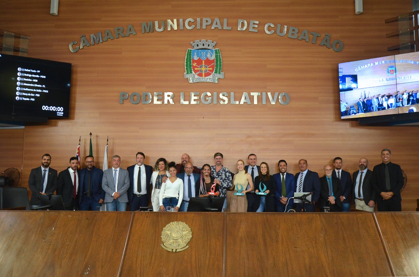 Por iniciativa de Rodrigo Alemão, Câmara homenageia Cia. de Dança de Cubatão