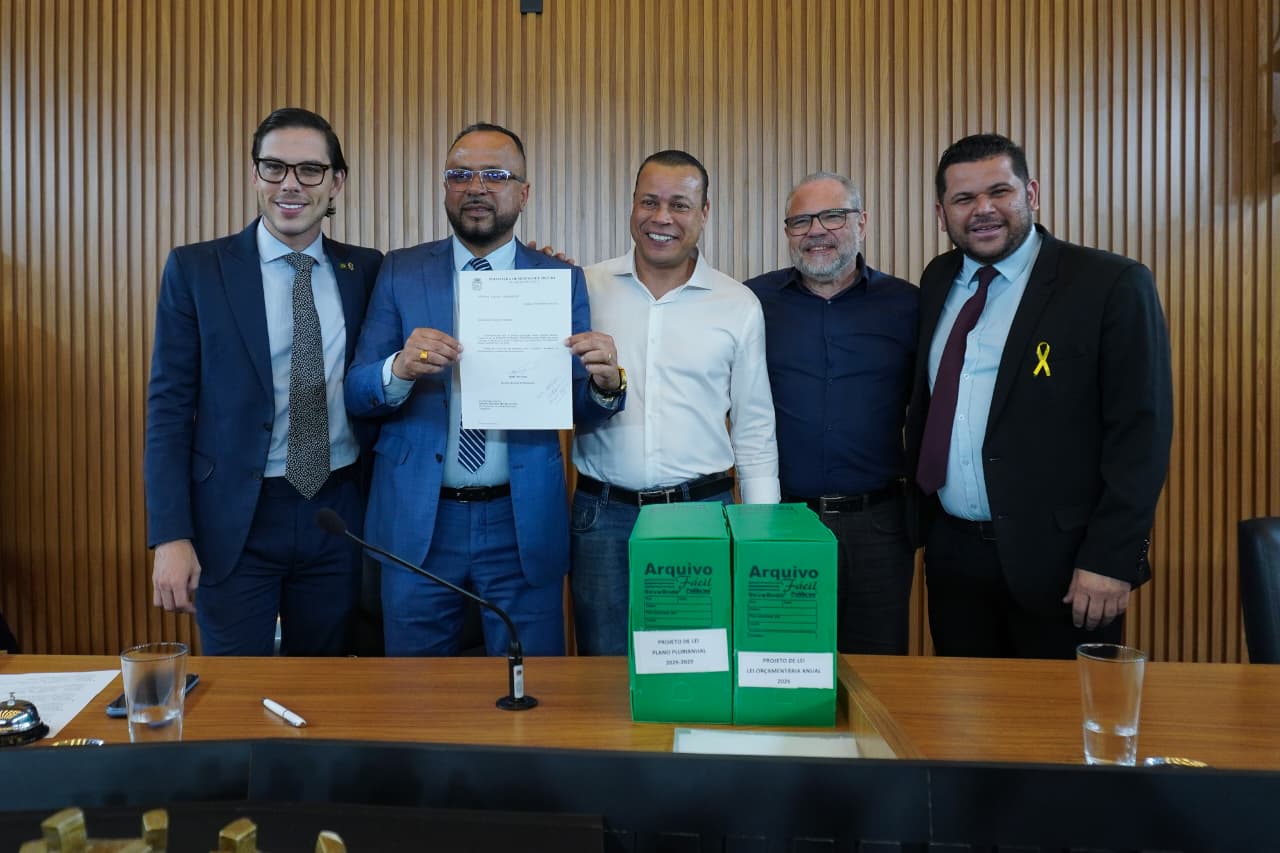 Câmara recebe projetos de lei da LOA 2026 e do Plano Plurianual