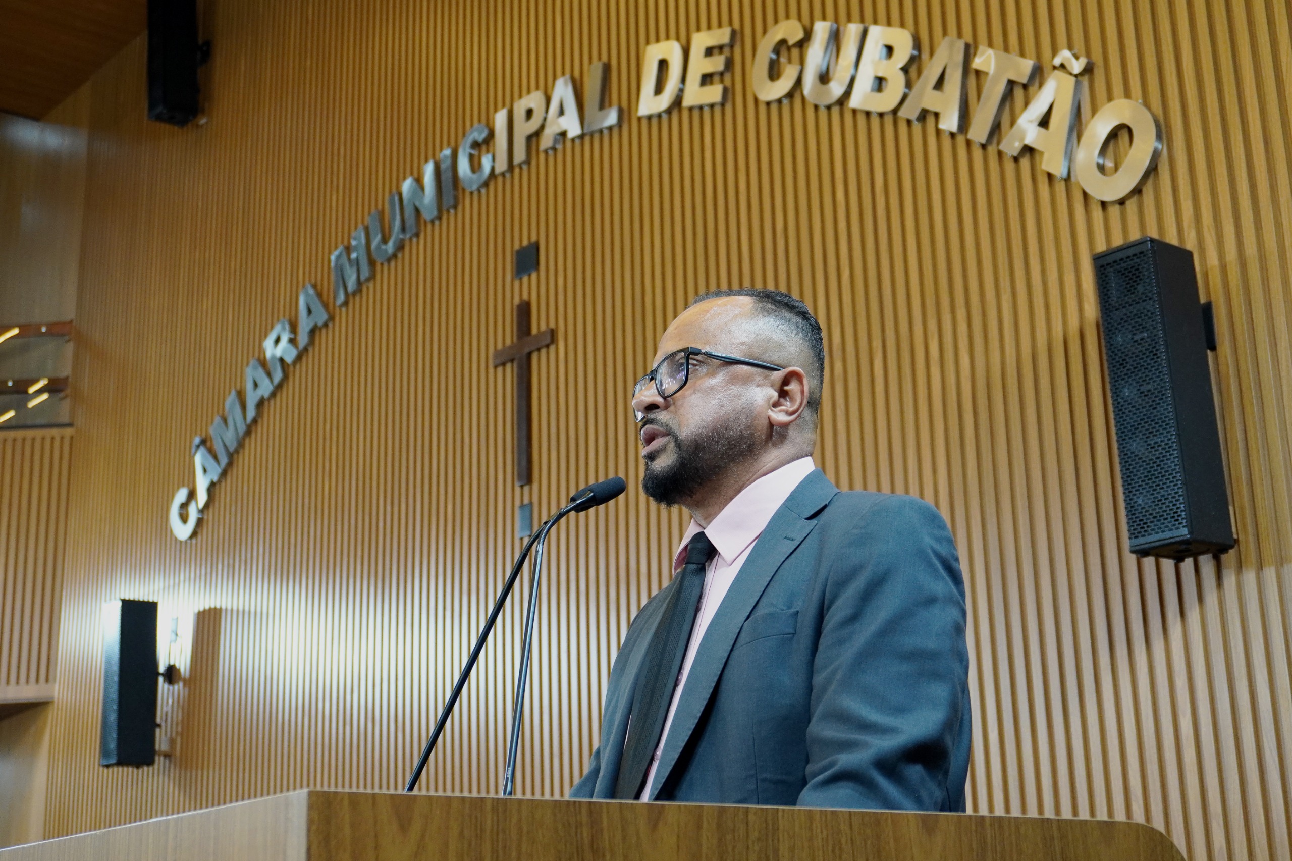 Presidente da Câmara cria comissão para discutir problemas do transporte municipal  